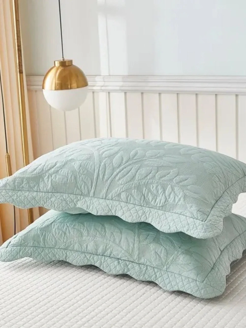 Quilted Leaf-Pattern Pillow Shams in Light Mint - Set of 2